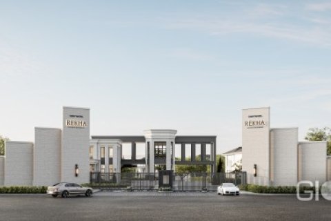 Дом в Паттайе, Таиланд с 4 спальнями  № 151045 - фото 1