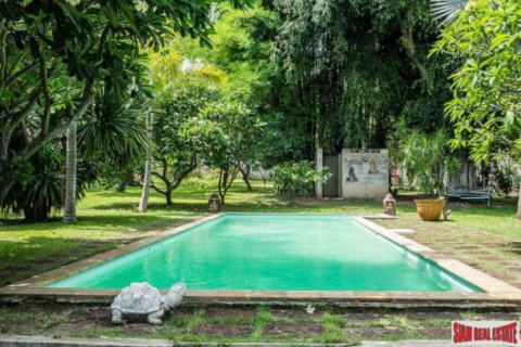 House in Chiang Mai, Thailand 5 bedrooms № 194006 - photo 5
