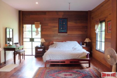 House in Chiang Mai, Thailand 5 bedrooms № 194005 - photo 4
