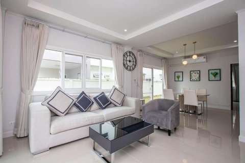 Haus in Chiang Mai, Thailand 4 Schlafzimmer № 220479 - Foto 3