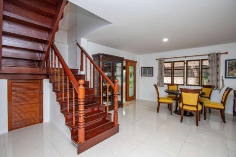 Haus in Chiang Mai, Thailand 4 Schlafzimmer № 220478 - Foto 3