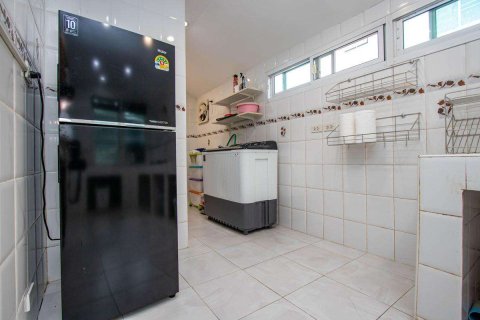 Haus in Chiang Mai, Thailand 4 Schlafzimmer № 220478 - Foto 9