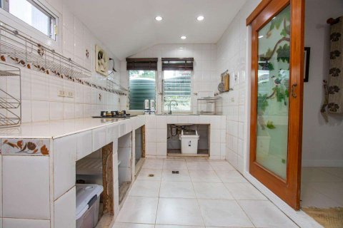 Haus in Chiang Mai, Thailand 4 Schlafzimmer № 220478 - Foto 8