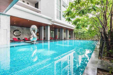 Condo in Bangkok, Thailand, 1 bedroom № 183369 - photo 2