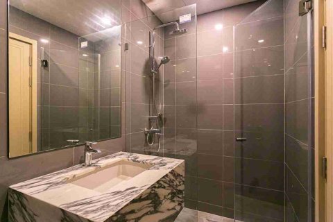 Condo in Bangkok, Thailand, 2 bedrooms № 183374 - photo 15