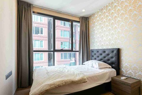 Condo in Bangkok, Thailand, 2 bedrooms № 183374 - photo 8