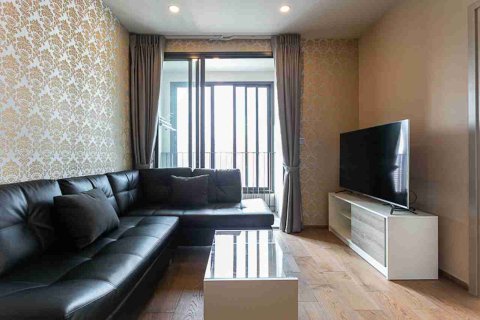 Condo in Bangkok, Thailand, 2 bedrooms № 183374 - photo 12