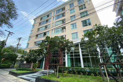 Condo in Bangkok, Thailand, 1 bedroom № 183370 - photo 4