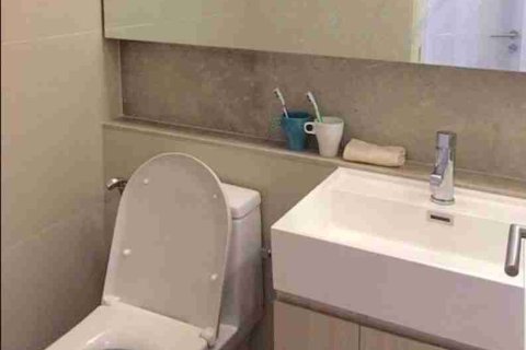 Condo in Bangkok, Thailand, 2 bedrooms № 183373 - photo 7