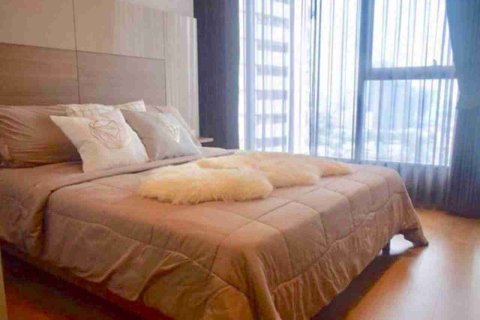 Condo in Bangkok, Thailand, 2 bedrooms № 183373 - photo 8
