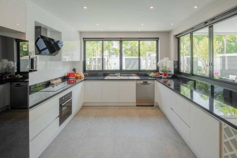 House in Hang Dong, Thailand 4 bedrooms № 114564 - photo 7