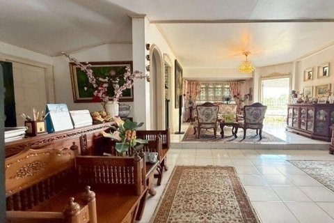 Дом в Кханнаяу, Бангкок, Таиланд с 5 спальнями  № 167335 - фото 3