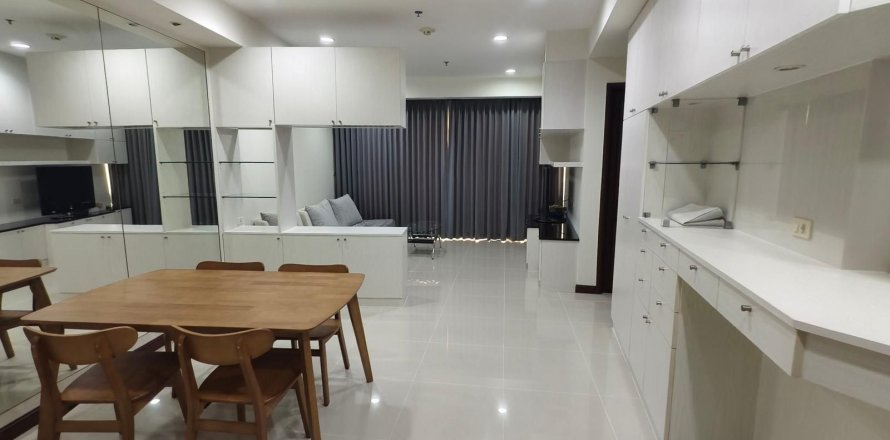 Студия в кондо в Патхум Ване, Бангкок, Таиланд № 167336