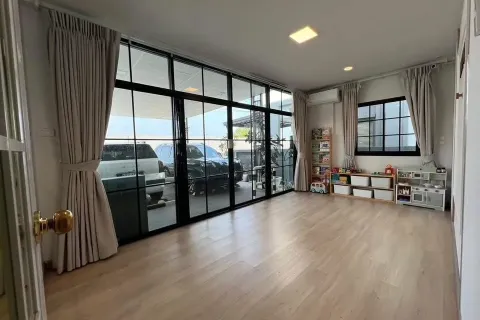 Maison à Pathum Thani, Thaïlande 4 chambres № 167337 - photo 5