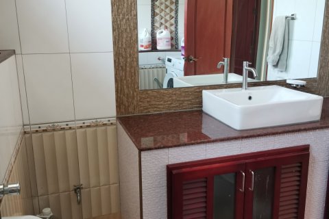 House in Khon Kaen, Thailand 3 bedrooms № 167331 - photo 16