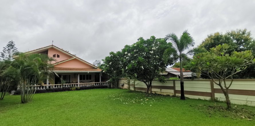 House in Khon Kaen, Thailand 3 bedrooms № 167331