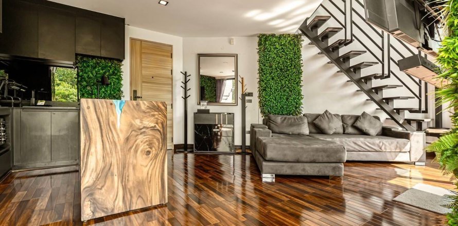 Studio dans le Condo à Phuket, Thaïlande  № 158947