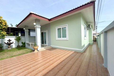House in Pattaya, Thailand 3 bedrooms № 145400 - photo 16