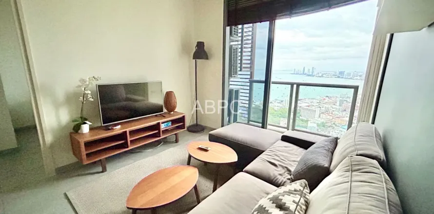 Condominio de 2 dormitorios en Pattaya, Tailandia № 211261