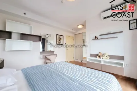 Condominio de 2 dormitorios en Jomtien Beach, Pattaya, Tailandia № 212845 - foto 16