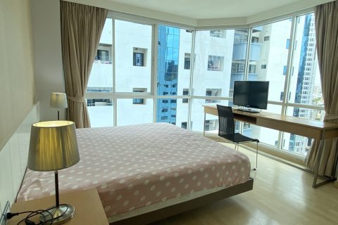 Condo à Watthana, Bangkok, Thaïlande, 2 chambres № 200978 - photo 8