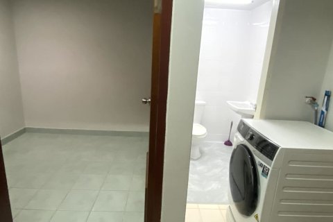 Condo à Watthana, Bangkok, Thaïlande, 2 chambres № 200979 - photo 12