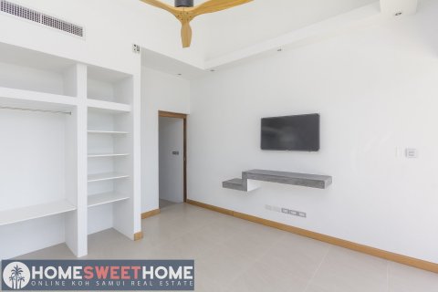 Villa in Ko Samui, Thailand 5 bedrooms № 180268 - photo 8