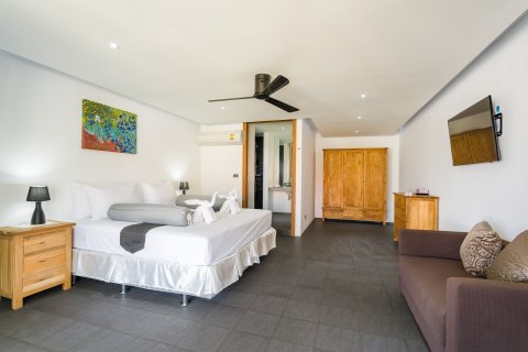 Villa in Ko Samui, Thailand 7 bedrooms № 180274 - photo 20