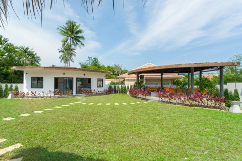 Villa in Ko Samui, Thailand 7 bedrooms № 180274 - photo 4