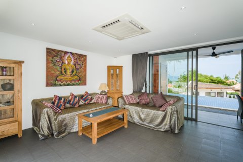 Villa in Ko Samui, Thailand 7 bedrooms № 180274 - photo 17