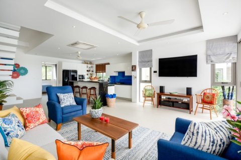 Villa in Ko Samui, Thailand 5 bedrooms № 180271 - photo 3