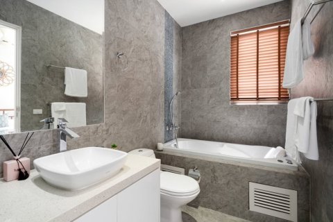 Villa in Ko Samui, Thailand 5 bedrooms № 180271 - photo 14