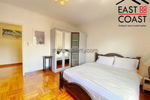 Casa de 7 dormitorios en Pattaya, Tailandia № 212617 - foto 13
