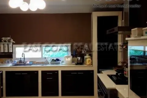 Casa de 3 dormitorios en Pattaya, Tailandia № 212613 - foto 9
