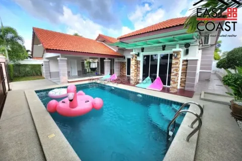 House in Pattaya, Thailand 4 bedrooms № 212615