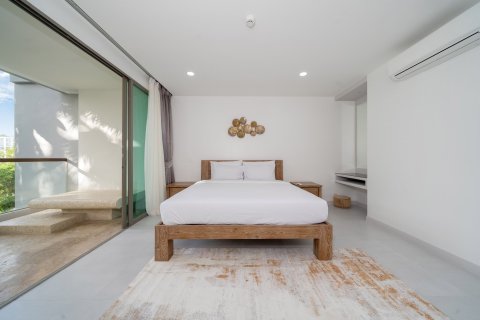 Condo in Phuket, Thailand, 2 bedrooms  № 167161 - photo 19