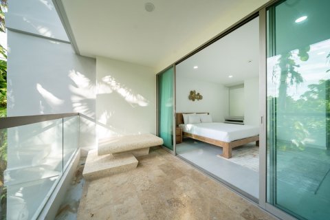 Condo in Phuket, Thailand, 2 bedrooms  № 167161 - photo 18