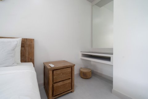 Condo in Phuket, Thailand, 2 bedrooms  № 167161 - photo 20