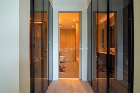 Condo in Pattaya, Thailand, 2 bedrooms  № 152532 - photo 12