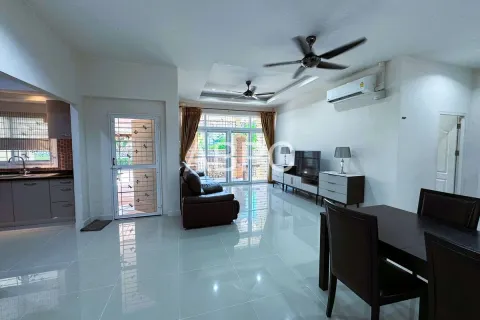 Casa de 3 dormitorios en Pattaya, Tailandia № 211773 - foto 9