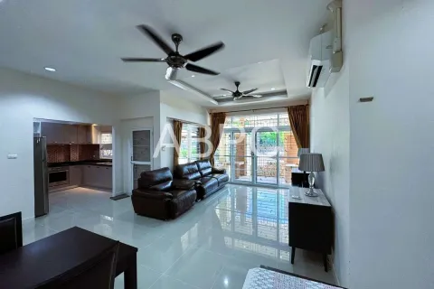 Casa de 3 dormitorios en Pattaya, Tailandia № 211773 - foto 3