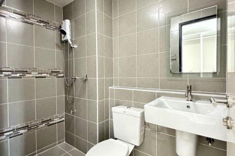 Condo à Phuket, Thaïlande, 2 chambres  № 150146 - photo 11