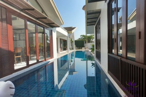 Villa in Chiang Mai, Thailand 2 bedrooms № 162574 - photo 14