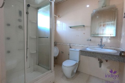 House in Chiang Mai, Thailand 5 bedrooms № 162579 - photo 14