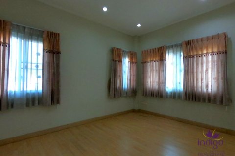 House in Chiang Mai, Thailand 5 bedrooms № 162579 - photo 11