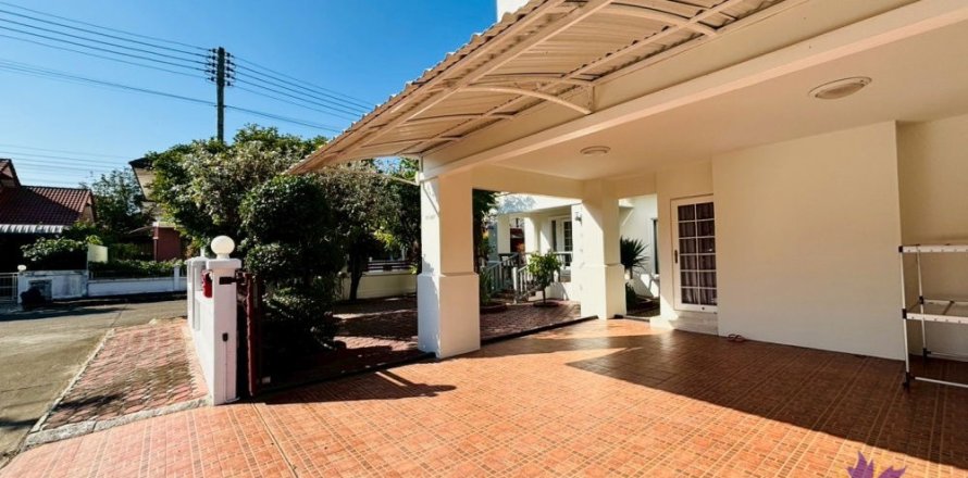 House in Chiang Mai, Thailand 3 bedrooms № 162578