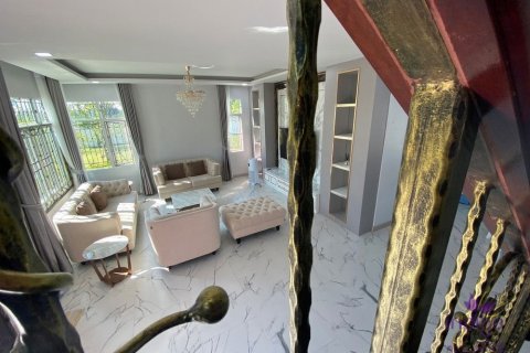 Дом в Чиангмае, Таиланд с 4 спальнями № 162575 - фото 16