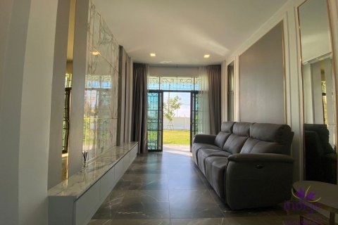 Дом в Чиангмае, Таиланд с 4 спальнями № 162575 - фото 17