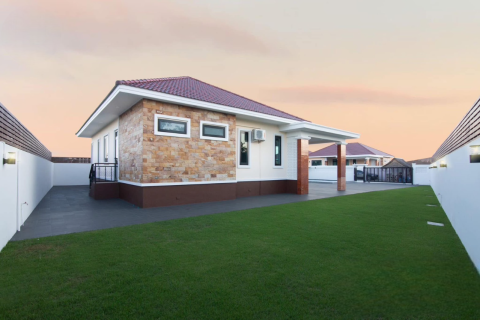 House in Hua Hin, Thailand 3 bedrooms № 162199