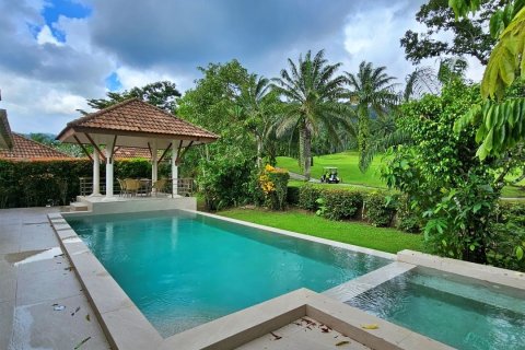 Villa in Kathu, Thailand 3 bedrooms № 162198 - photo 11